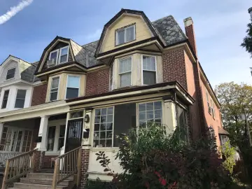 Detached House with x Bedrooms, x Bathroom
