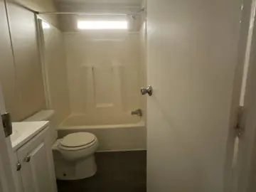 Land with x Bedrooms, x Bathrooms