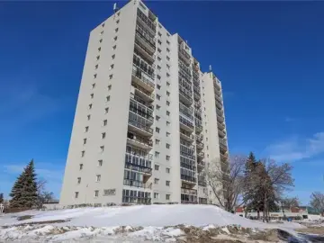 Condominium with xxx sqft, x Bedrooms, x Bathroom