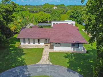 Detached House with xxxx sqft