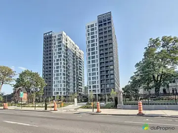 Condominium with x Bedroom, x Bathroom