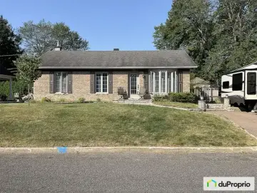 Land with x Bedrooms, x Bathrooms