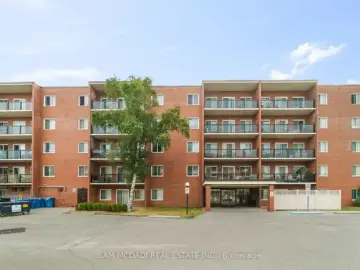 Condominium with x Bedrooms, x Bathroom