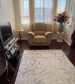 Semi Detached with x Bedrooms, x Bathrooms