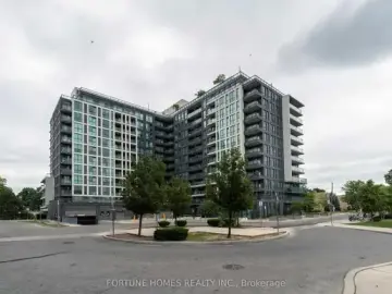 Condominium with xxx sqft, x Bedrooms, x Bathrooms