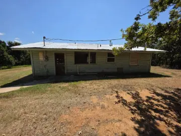 Detached House with xxxx sqft, x Bedrooms, xx Bathroo