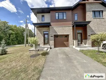 Semi Detached with x Bedrooms, x Bathrooms