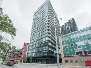 Condominium with xxx sqft, x Bedrooms, x Bathroom