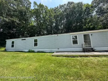 Detached House with x Bedrooms, x Bathroom