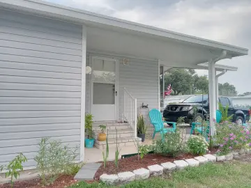 Detached House with xxx sqft, x Bedrooms, x Bathrooms