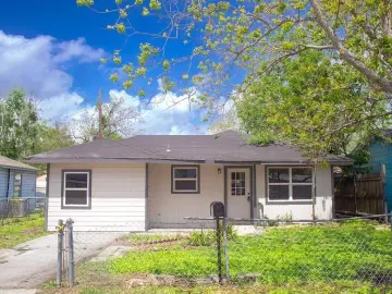 Detached House with xxxx sqft, x Bedrooms, xx Bathroo