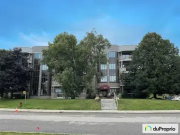 Condominium with x Bedrooms, x Bathroom
