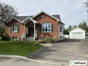 Land with x Bedrooms, x Bathrooms