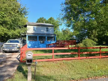 Multi Family with x Bedrooms, x Bathrooms