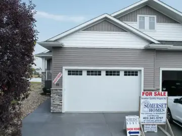 Land with xxxx sqft, x Bedrooms, x Bathrooms