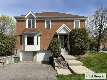 Semi Detached with x Bedrooms, x Bathrooms
