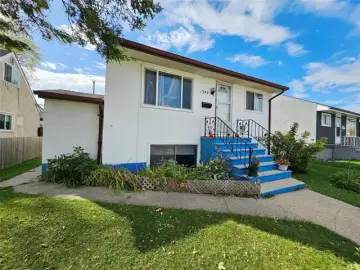 Multi Family with *** sqft, * Bedrooms, * Bathrooms