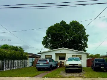 Detached House with **** sqft, * Bedrooms, * Bathroom