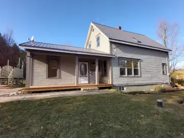 Detached House with **** sqft, * Bedrooms, * Bathroom