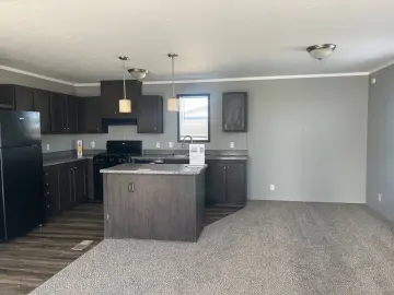 Detached House with xxxx sqft, x Bedrooms, x Bathroom