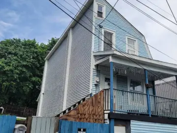 Detached House with x Bedrooms, x Bathroom