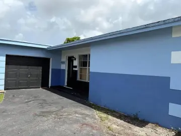 Detached House with xxxx sqft, x Bedrooms, x Bathroom