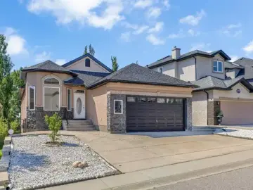 Land with xxxx sqft, x Bedrooms, x Bathrooms