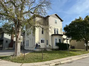 Multi Family with x Bedrooms, x Bathrooms