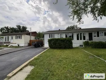 Semi Detached with x Bedrooms, x Bathrooms