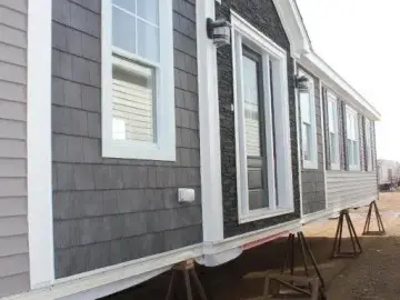 Detached House with x Bedrooms, x Bathrooms