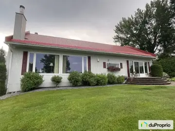 Land with x Bedrooms, x Bathrooms
