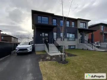 Semi Detached with x Bedrooms, x Bathrooms