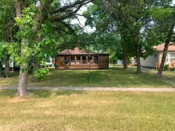 Cottage with xxxx sqft, x Bedrooms, x Bathroom