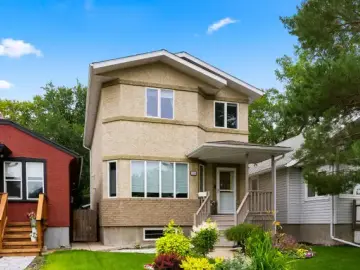 Detached House with xxxx sqft, x Bedrooms, x Bathroom