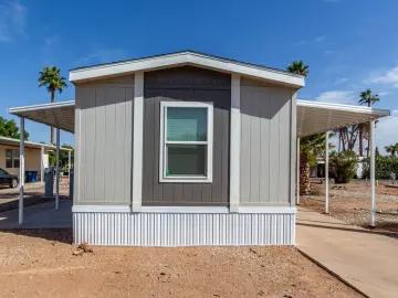 Detached House with xxx sqft, x Bedrooms, x Bathrooms