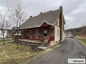 Semi Detached with x Bedrooms, x Bathrooms