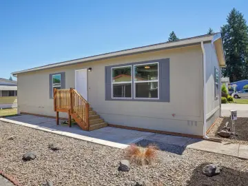 Detached House with xxx sqft, x Bedrooms, x Bathrooms