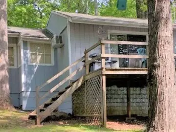 Cottage with xxx sqft, x Bedroom, x Bathroom