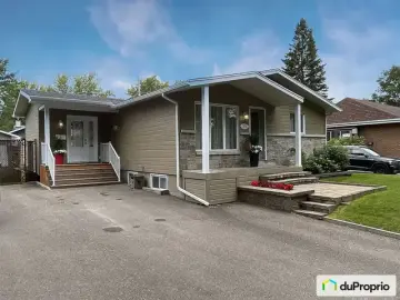 Detached House with x Bedrooms, x Bathroom