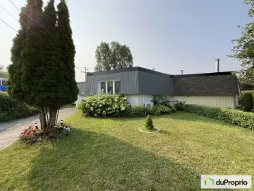 Semi Detached with x Bedrooms, x Bathroom