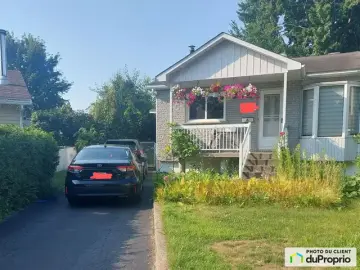 Semi Detached with x Bedrooms, x Bathrooms