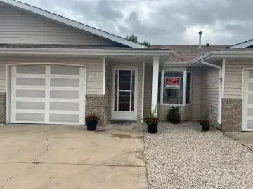 Semi Detached with xxxx sqft, x Bedrooms, x Bathroom