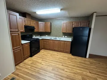 Detached House with xxxx sqft, x Bedrooms, x Bathroom