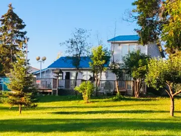 Detached House with xxxx sqft, x Bedrooms, x Bathroom