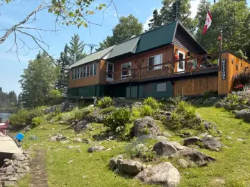 Cottage with x Bedroom, x Bathroom