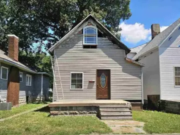 Detached House with xxxx sqft, x Bedrooms, x Bathroom