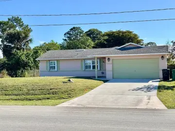 Detached House with xxxx sqft, x Bedrooms, x Bathroom