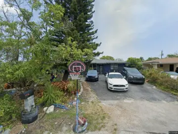Detached House with xxxx sqft, x Bedrooms, x Bathroom