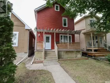 Detached House with xxxx sqft, x Bedrooms, x Bathroom