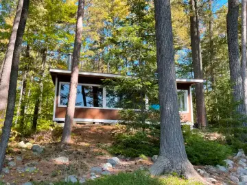 Cottage with x Bedroom, x Bathroom